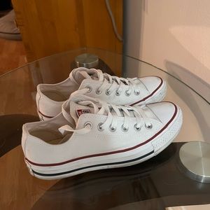 Like new converse size 7